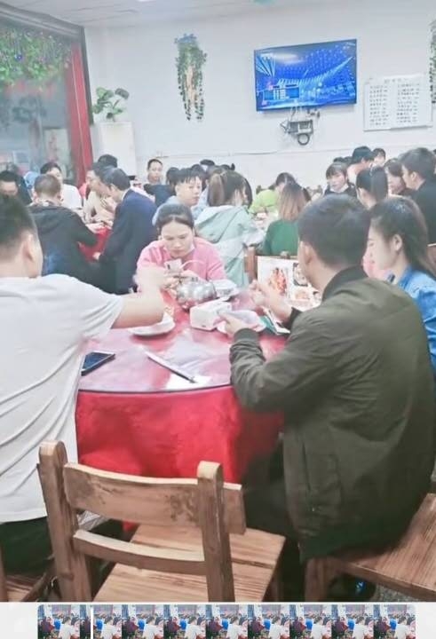 因照顾小孩读书，急转20年老店【重庆人家】