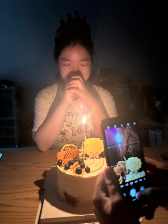 本人做过母婴店食品销售，收银员，有丰富的工作经验，做过餐饮小吃，喜欢做美食